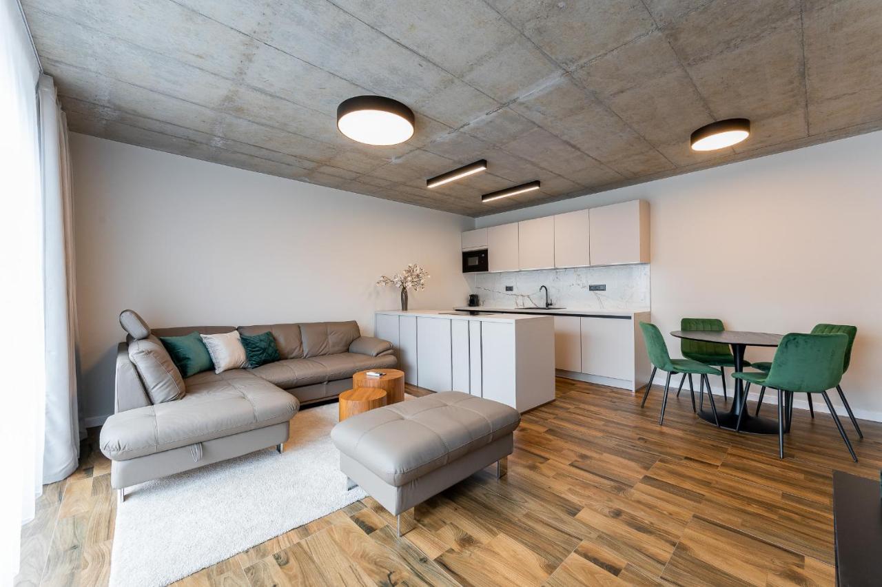 H75 Apartments Kosice Centre Ngoại thất bức ảnh