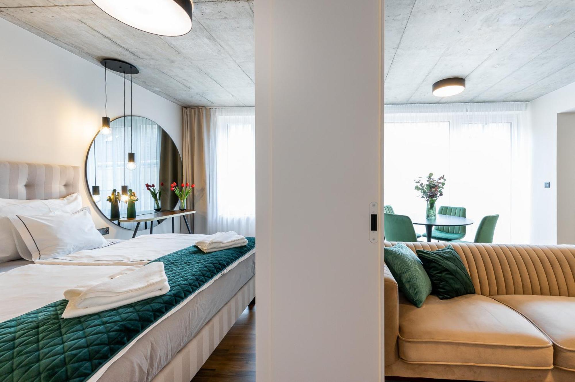H75 Apartments Kosice Centre Ngoại thất bức ảnh