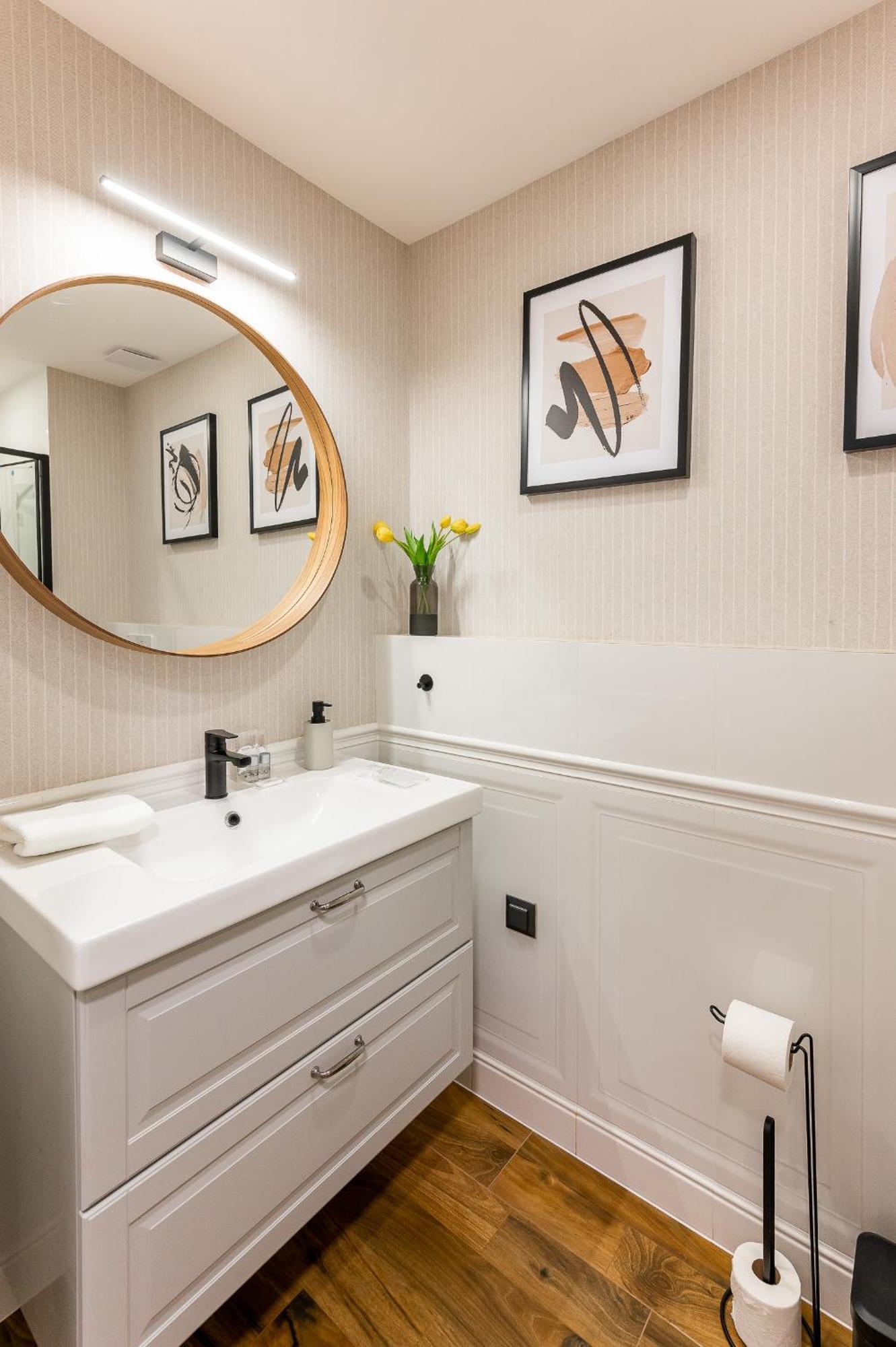 H75 Apartments Kosice Centre Ngoại thất bức ảnh
