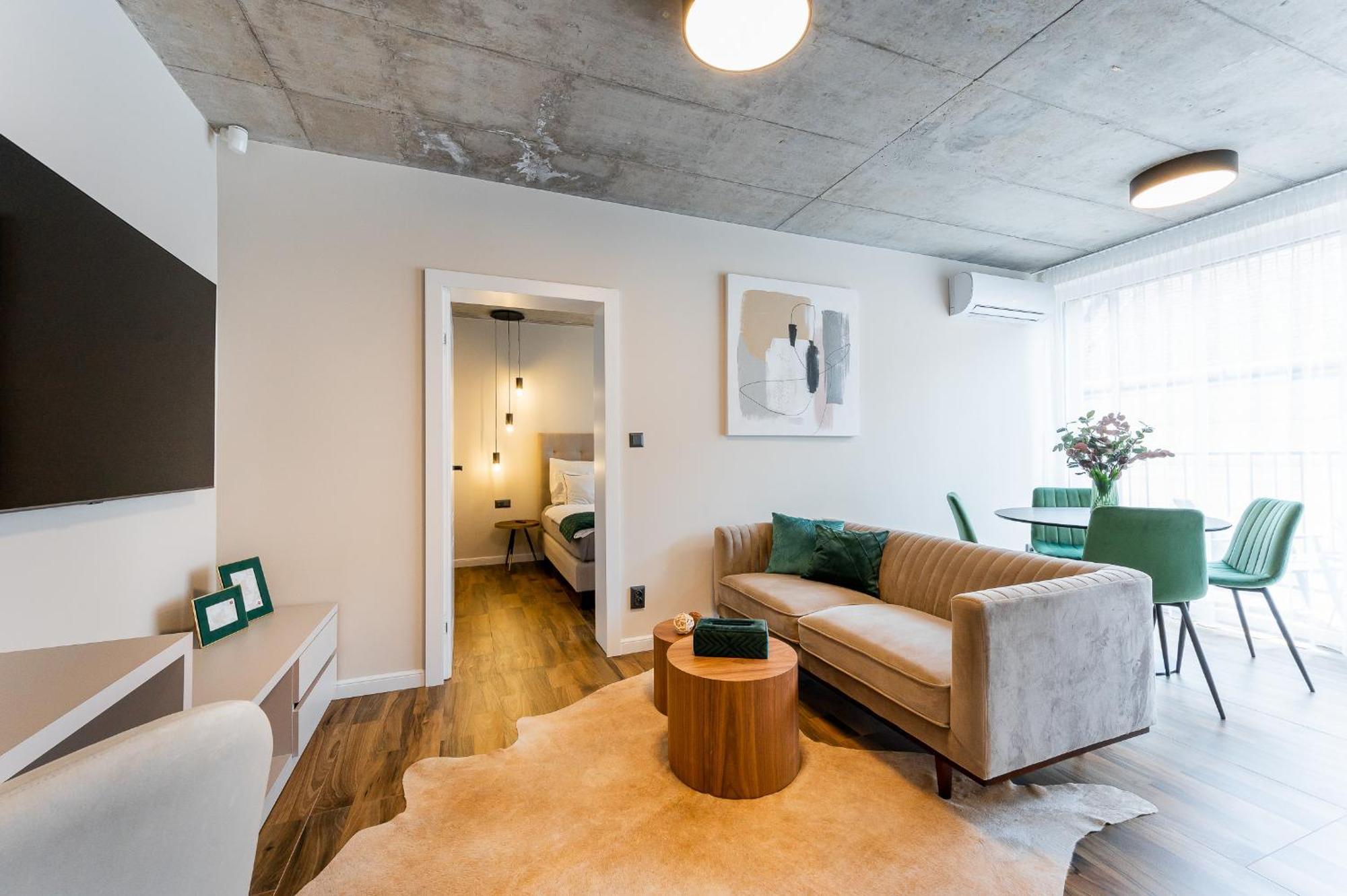 H75 Apartments Kosice Centre Ngoại thất bức ảnh
