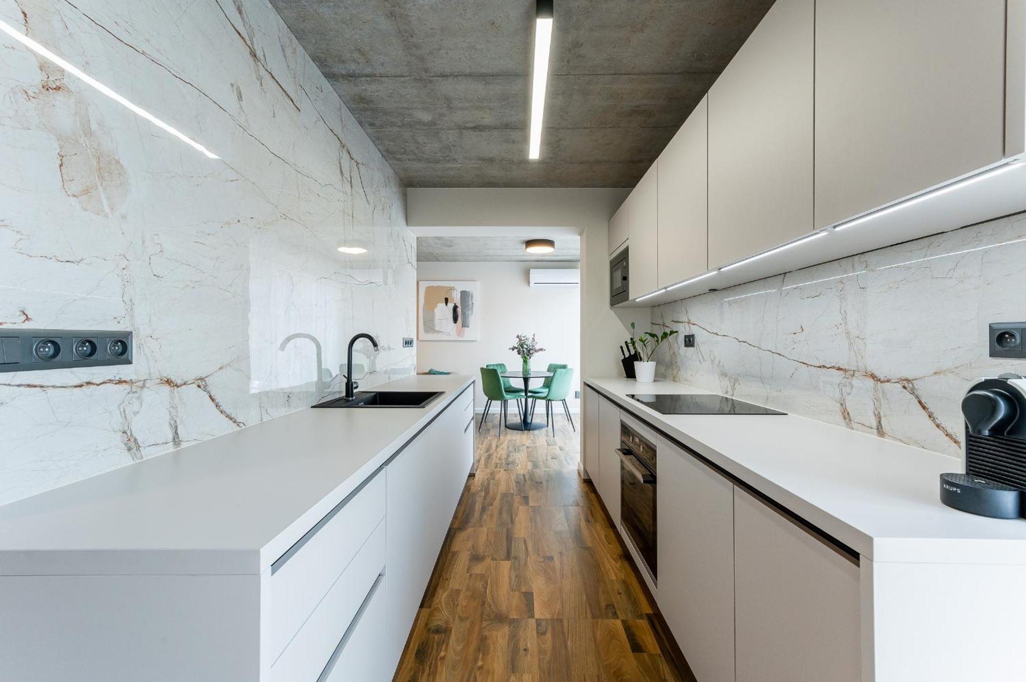 H75 Apartments Kosice Centre Ngoại thất bức ảnh