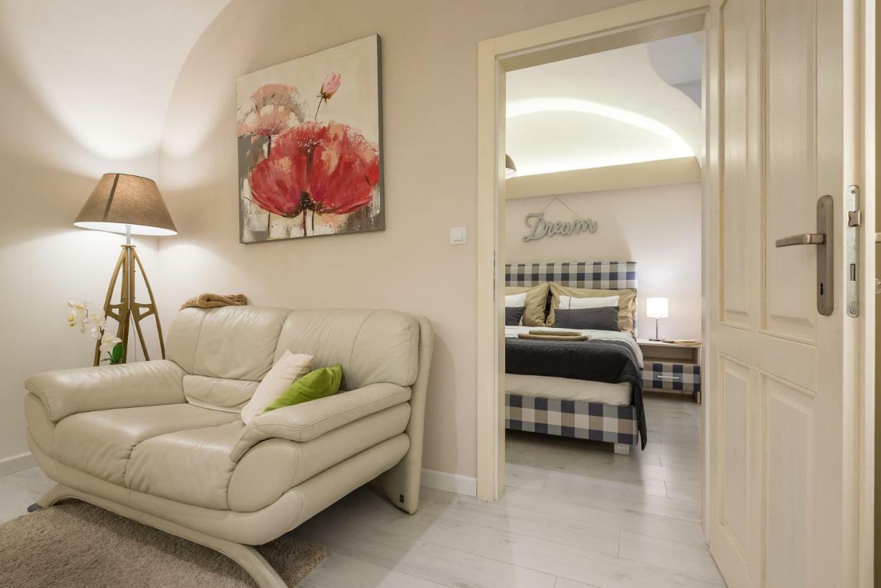 H75 Apartments Kosice Centre Ngoại thất bức ảnh